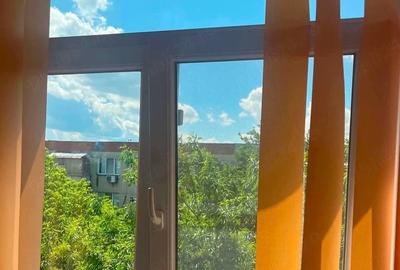 Apartament cu 4 camere nedecomandat în Crihala