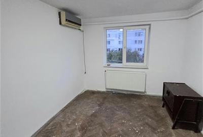 Apartament cu 2 camere semidecomandat în Tomis III