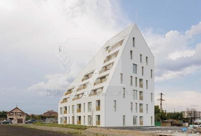 Apartament cu 3 camere semidecomandat în Est