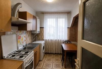 Apartament cu 2 camere decomandat în Titulescu