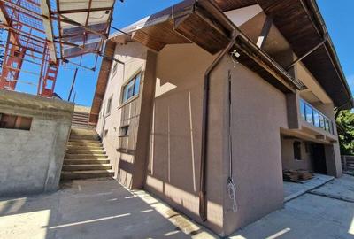 Duplex cu 12 camere cu Teren 1000 Mp în Romanii de Sus - 11