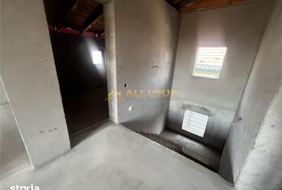 Casă cu 4 camere cu Teren 300 Mp în Târgșoru Vechi - 3