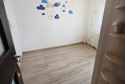 Apartament cu 4 camere decomandat în Cantacuzino - 22
