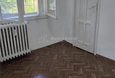 Garsonieră semidecomandată în Confecții
