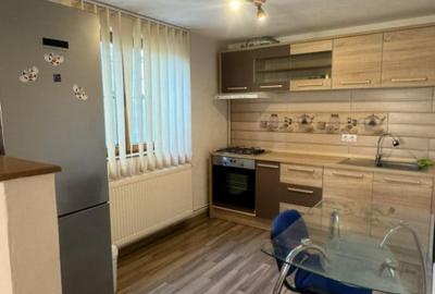 Apartament cu 3 camere decomandat în Șelimbăr