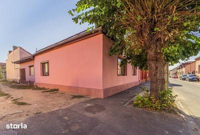 Casă cu 3 camere cu Teren 139 Mp în Central