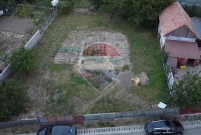Teren de 800 mp, în Cornești