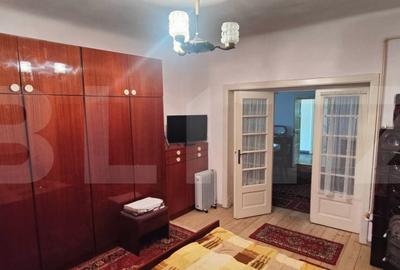 Casă cu 7 camere cu Teren 818 Mp în Central - 4