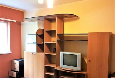 Apartament cu 2 camere decomandat în Brotăcei