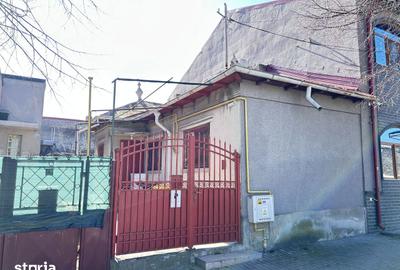 Casă cu 3 camere cu Canalizare în Delfinariu - 2