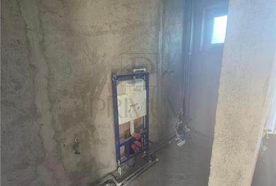 Casă cu 3 camere în Moșnița Veche