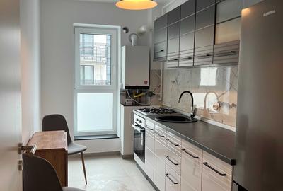 Apartament cu 2 camere decomandat în Tractorul - 4