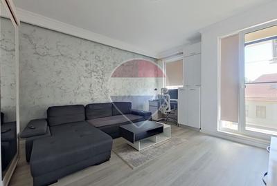Apartament cu 2 camere decomandat, mobilat în Semicentral