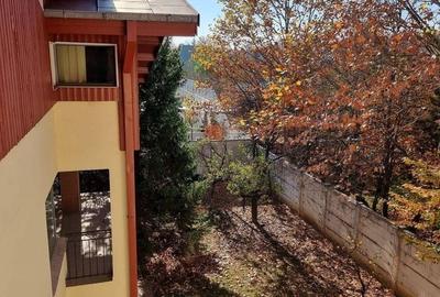 Casă cu Canalizare în Central