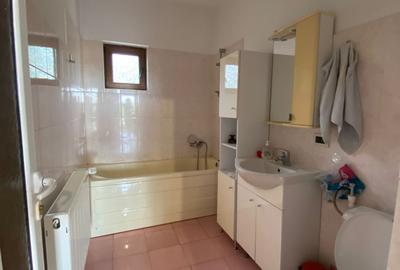 Casă individuală cu 5 camere cu Canalizare în Bucium - 2