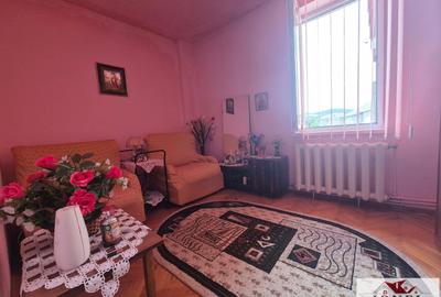 Apartament cu 4 camere decomandat, mobilat în Cugir - 5