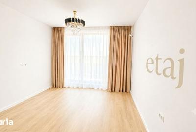 Casă cu 6 camere cu Teren 400 Mp în Domnești