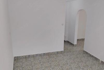 Spațiu comercial, de 45 mp, în Drumul Taberei