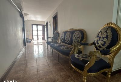 Casă cu 8 camere cu Teren 2000 Mp în Săvinești