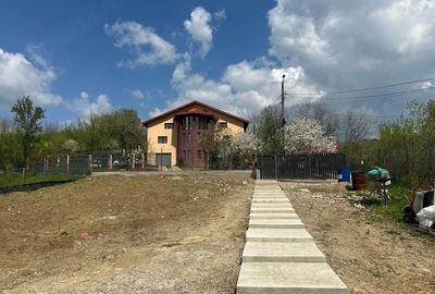 Casă cu Teren 900 Mp în Răzvad - 5
