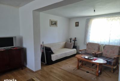 Casă cu 2 camere cu Teren 612 Mp în Moroeni - 16