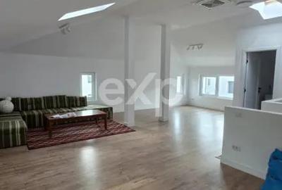 Casă cu 4 camere cu Teren 150 Mp în Central