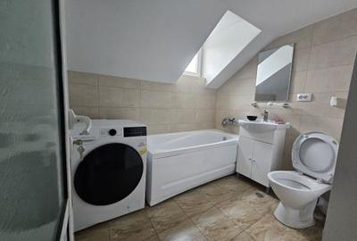 Casă cu 4 camere în Ultracentral