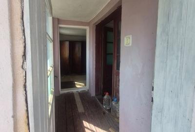 Casă cu 3 camere în Central