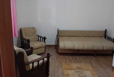Casă cu 2 camere în Tomești