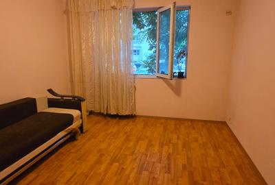 Apartament cu 3 camere decomandat în Dristor - 2