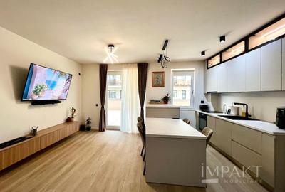 Apartament cu 3 camere semidecomandat în Florești