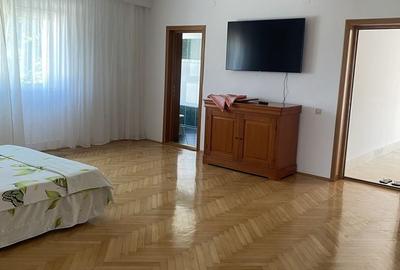 Casă cu 4 camere în Central - 6