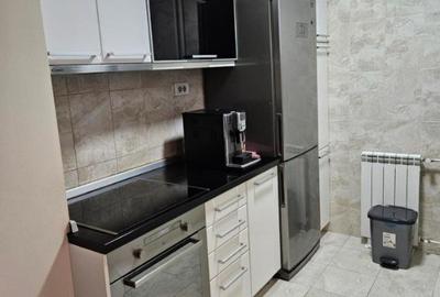 Apartament cu 2 camere decomandat în 13 Decembrie - 2