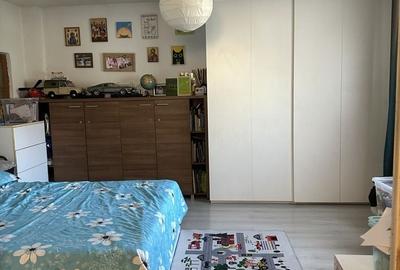 Casă cu 2 camere cu Teren 2500 Mp în Central