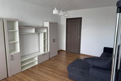 Apartament cu 2 camere decomandat în Orizont