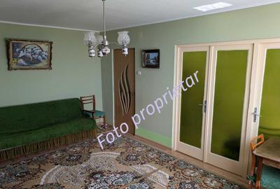 Apartament cu 3 camere decomandat în Simeria
