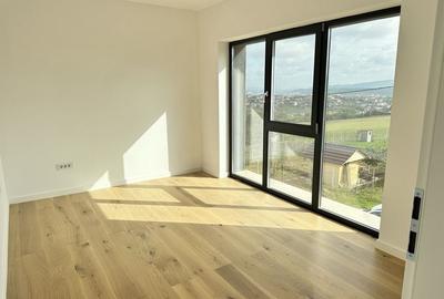 Casă cu 4 camere cu Teren 350 Mp în Miroslava