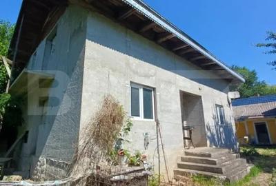 Casă cu 4 camere cu Teren 2200 Mp în Central - 12