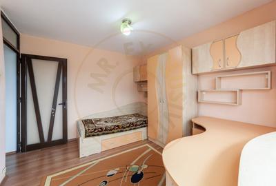 Apartament cu 2 camere decomandat, mobilat în Trivale - 3