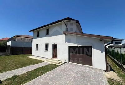 Casă cu 4 camere cu Teren 480 Mp în Bartolomeu