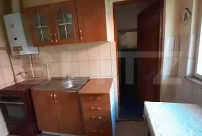 Casă cu 2 camere cu Teren 1060 Mp în Cuștelnic - 9