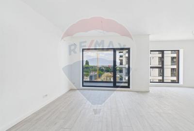 Apartament cu 2 camere decomandat în Obor