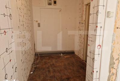 Spațiu comercial, de 55 mp, în Rogerius - 2