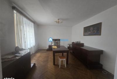 Casă cu 4 camere cu Canalizare în Central - 4