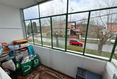 Apartament cu 2 camere semidecomandat, mobilat în Simeria - 9