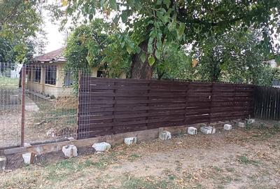 Casă cu 2 camere cu Teren 1000 Mp în Nuci