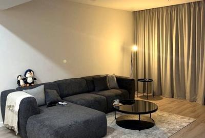 Apartament cu 3 camere semidecomandat, mobilat în Pipera