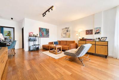 Apartament cu 3 camere semidecomandat, mobilat în Bună Ziua