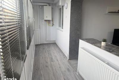 Apartament cu 2 camere decomandat în Micro 6 - 4