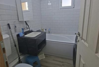Apartament semidecomandat în Sud